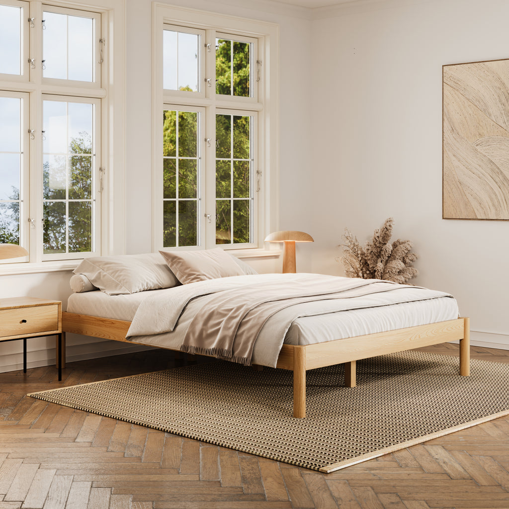 Aero Bed in Natural