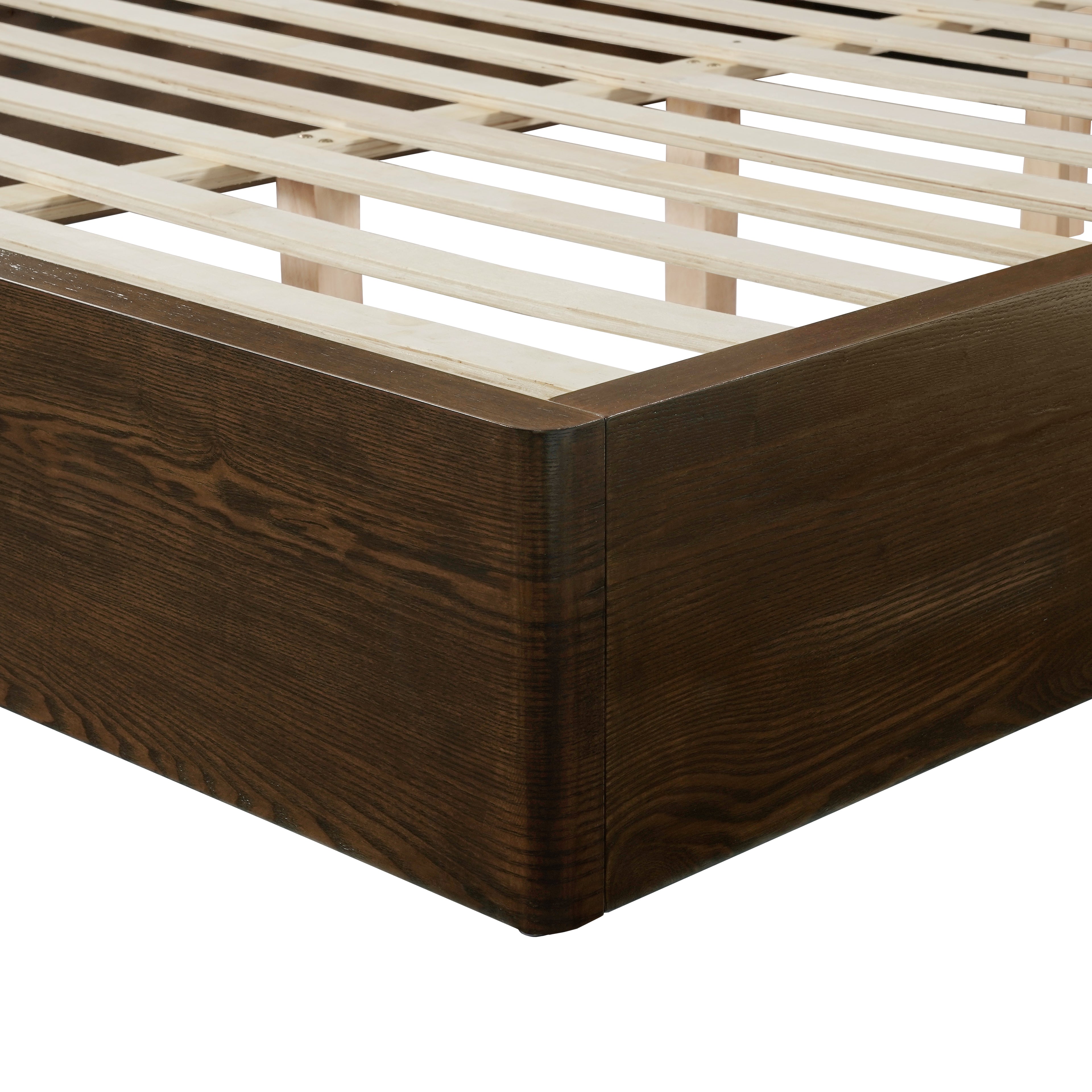 Baxtor Bed in Natural